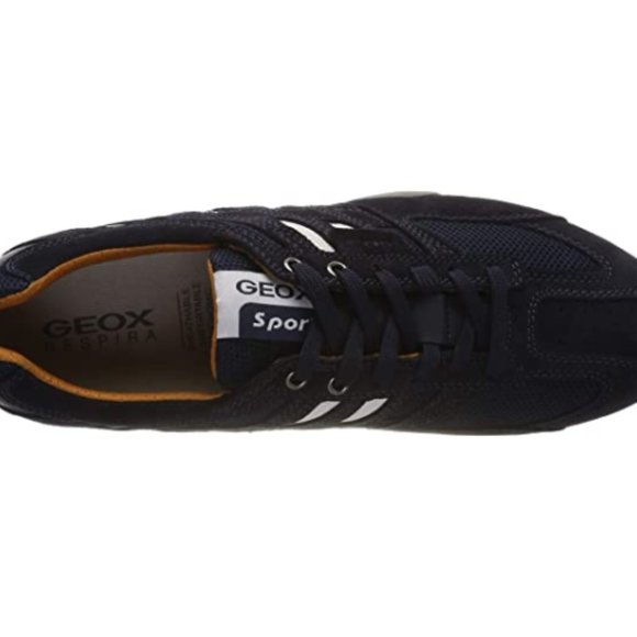 Men\'s black low Top Sneakers